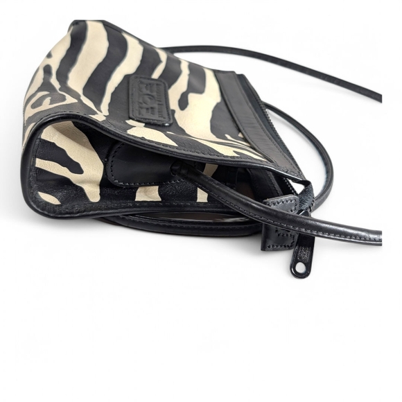 Black and Cream Zebra Print Crossbody Bag - Picture 5 of 13